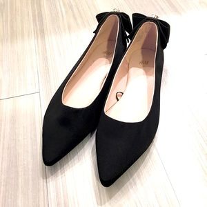 Black Satin Dress Flats Size 8.5 with jewels